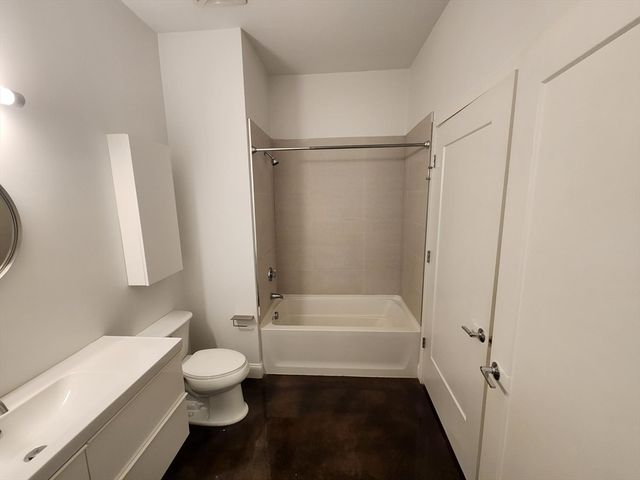 22 Mechanic 507, Quincy, MA 02169