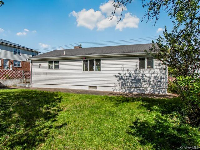 1109 AKA 1111 Nepperhan Avenue, Yonkers, NY 10703
