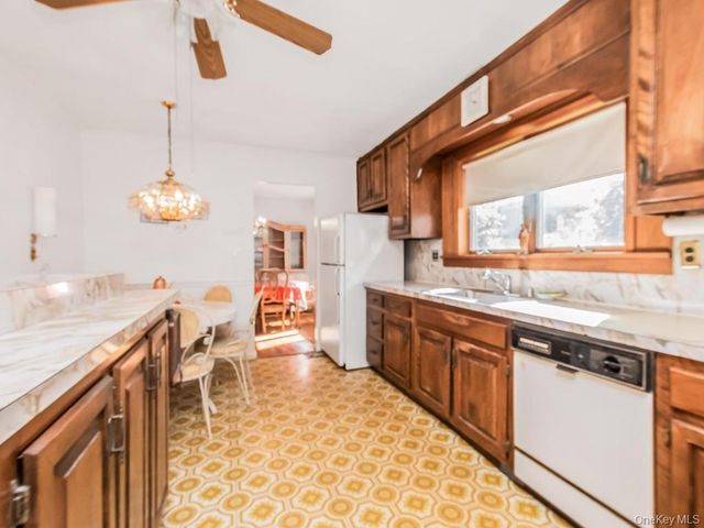 1109 AKA 1111 Nepperhan Avenue, Yonkers, NY 10703