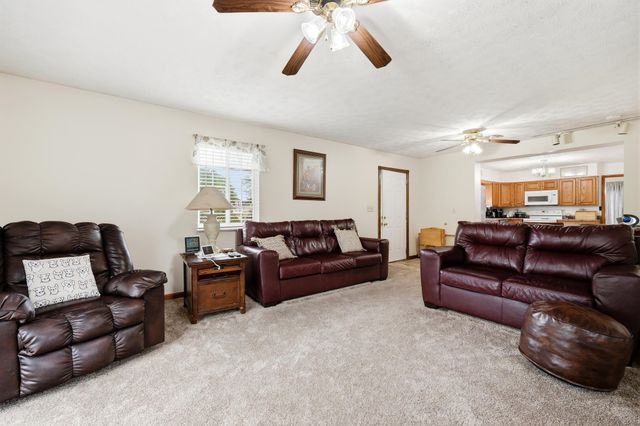 46 Thomas Avenue, Huntington, WV 25705