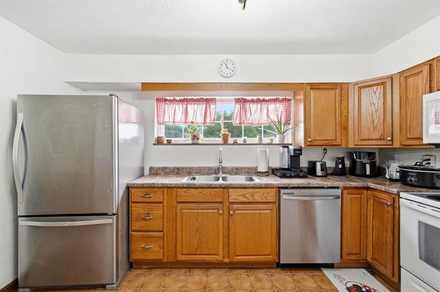 46 Thomas Avenue, Huntington, WV 25705
