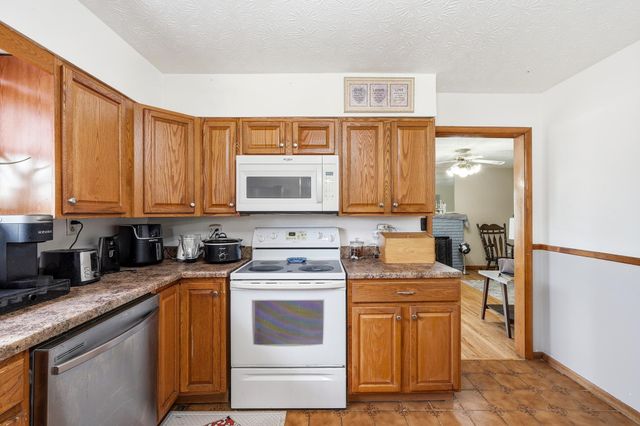 46 Thomas Avenue, Huntington, WV 25705