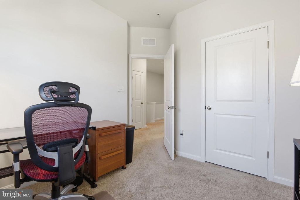 Image 23 of property listing at 2213 WELBY CT, Odenton, MD 21113