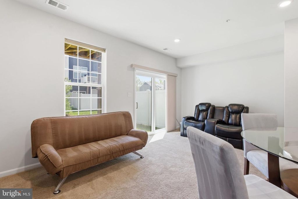 Image 28 of property listing at 2213 WELBY CT, Odenton, MD 21113