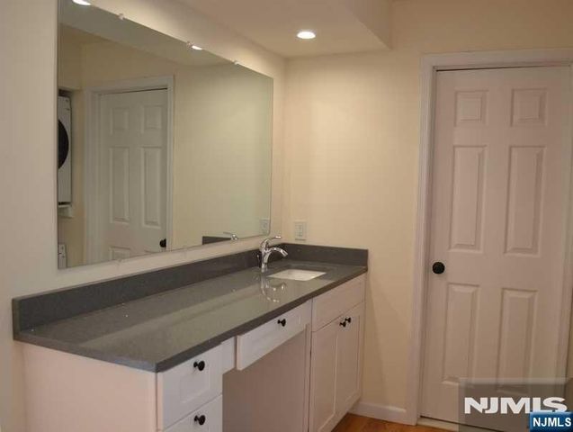 10A S Irving Street 10A, Ridgewood, NJ 07450