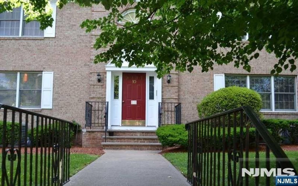 10A S Irving Street 10A, Ridgewood, NJ 07450