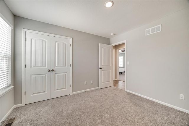 602 Foxglove Lane, Raymore, MO 64083