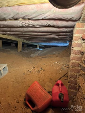 16 Drury Lane, Sylva, NC 28779