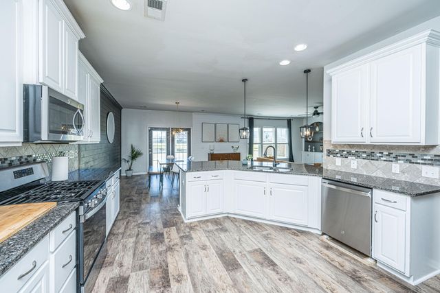 456 Flat Rock Lane, Summerville, SC 29486