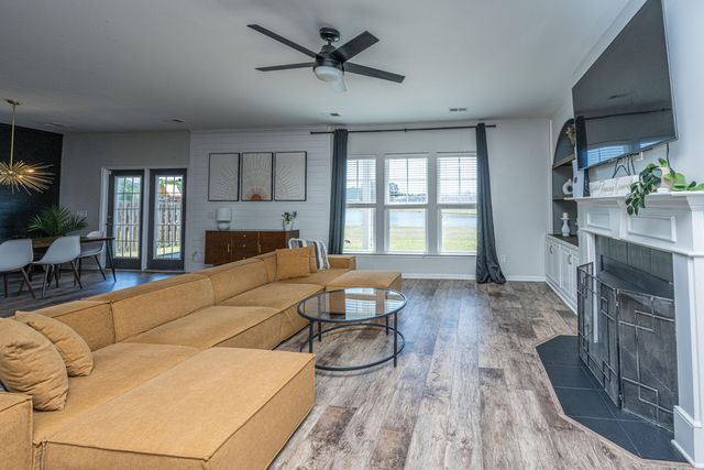 456 Flat Rock Lane, Summerville, SC 29486