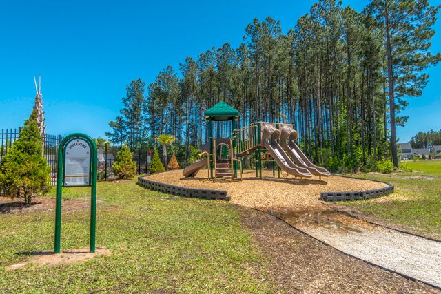 456 Flat Rock Lane, Summerville, SC 29486