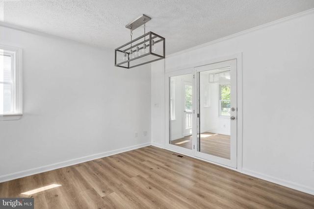 11101 CREST LN, Bealeton, VA 22712