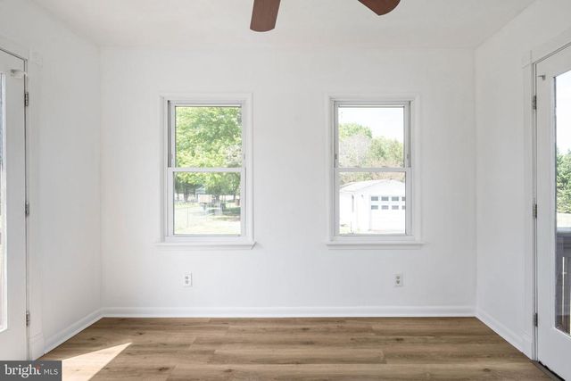 11101 CREST LN, Bealeton, VA 22712