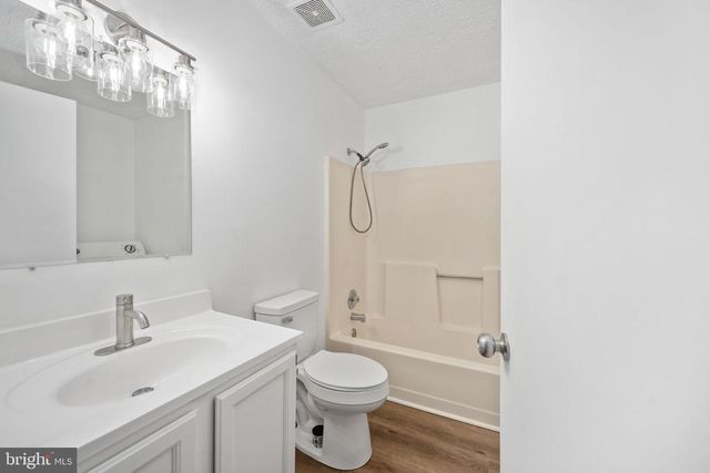 11101 CREST LN, Bealeton, VA 22712