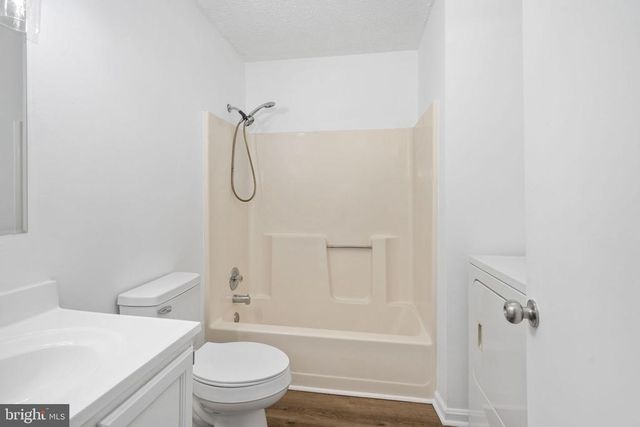 11101 CREST LN, Bealeton, VA 22712
