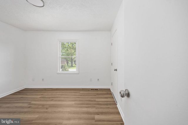 11101 CREST LN, Bealeton, VA 22712