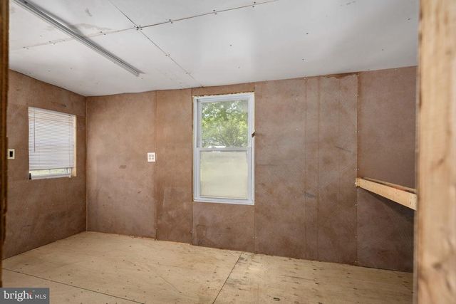 11101 CREST LN, Bealeton, VA 22712