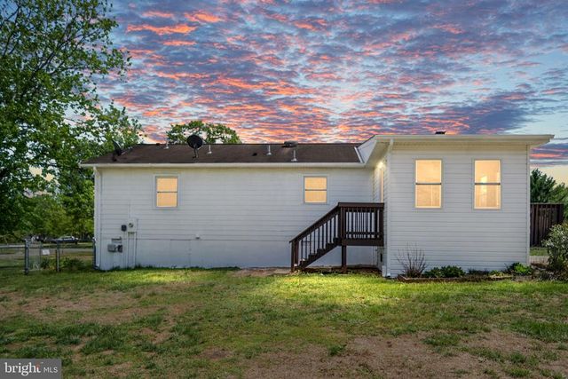 11101 CREST LN, Bealeton, VA 22712