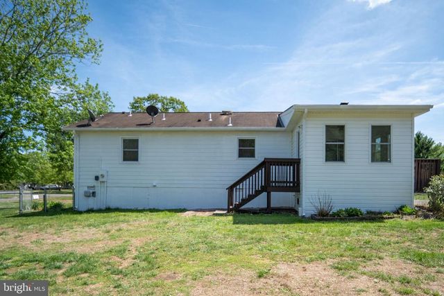 11101 CREST LN, Bealeton, VA 22712