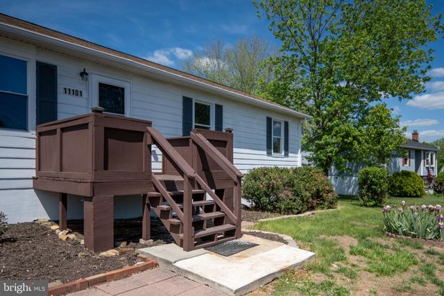 11101 CREST LN, Bealeton, VA 22712
