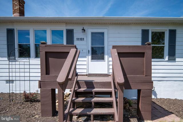 11101 CREST LN, Bealeton, VA 22712