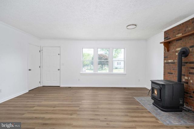 11101 CREST LN, Bealeton, VA 22712