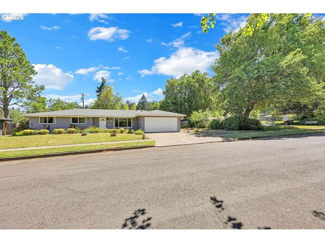 3295 POTTER St, Eugene, OR 97405