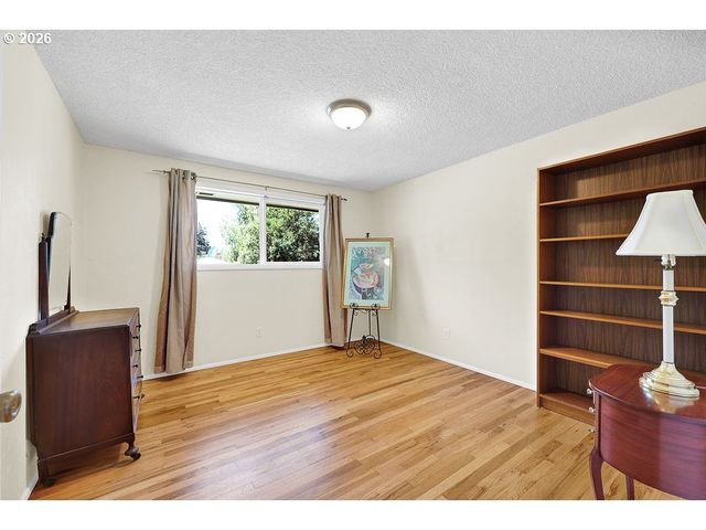 3295 POTTER St, Eugene, OR 97405