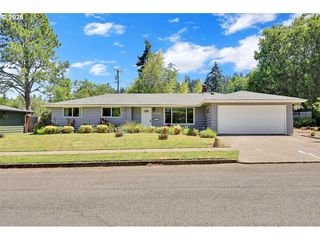 3295 POTTER St, Eugene, OR 97405