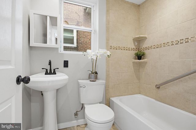 136 HIGH ST, Sharon Hill, PA 19079