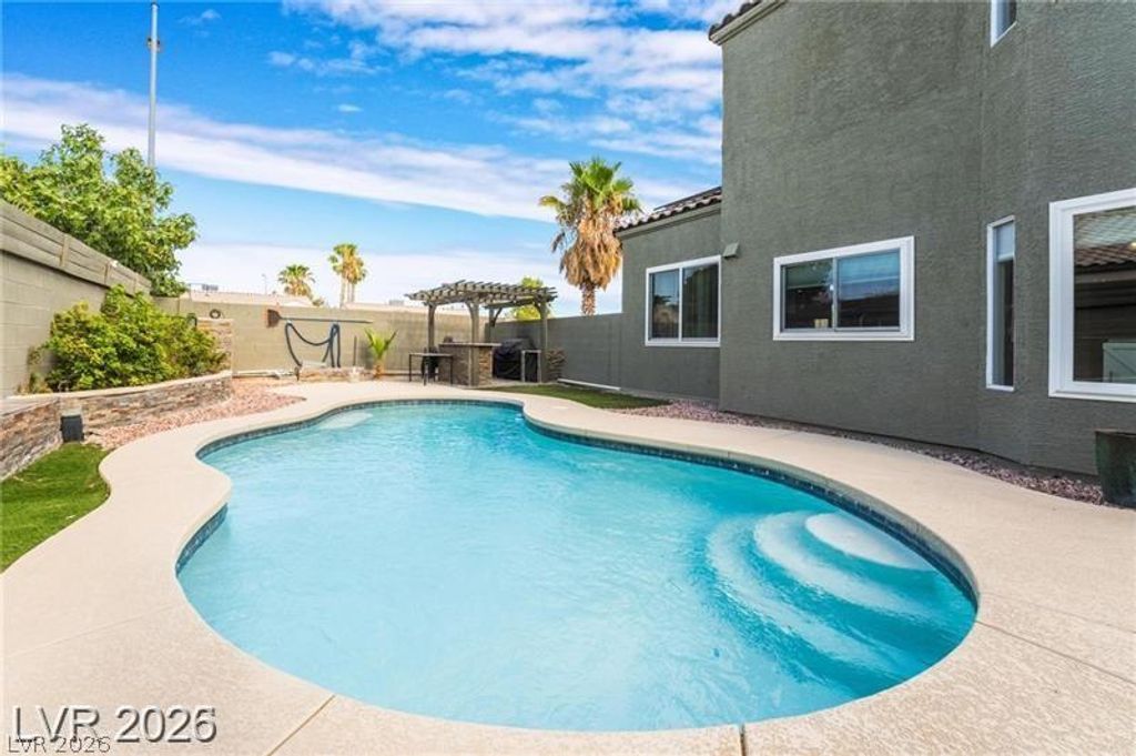 6112 Browning Way, Las Vegas, NV 89130 — exterior