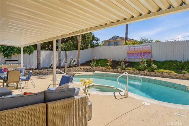 5806 Lake Lindero Drive, Agoura Hills, CA 91301