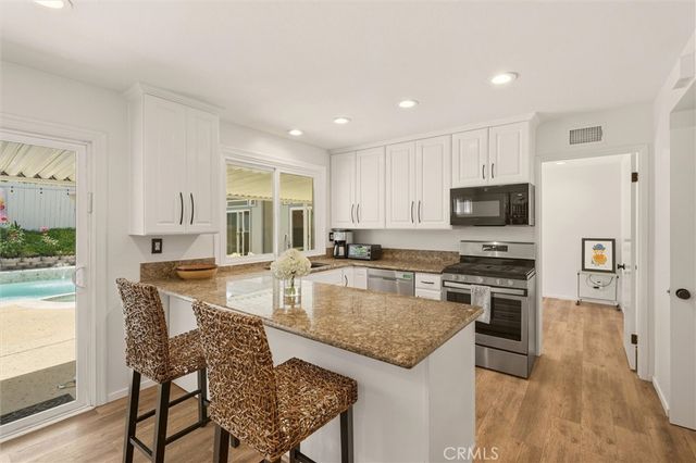 5806 Lake Lindero Drive, Agoura Hills, CA 91301
