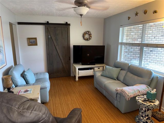 4007 TRUMAN DRIVE, Seffner, FL 33584