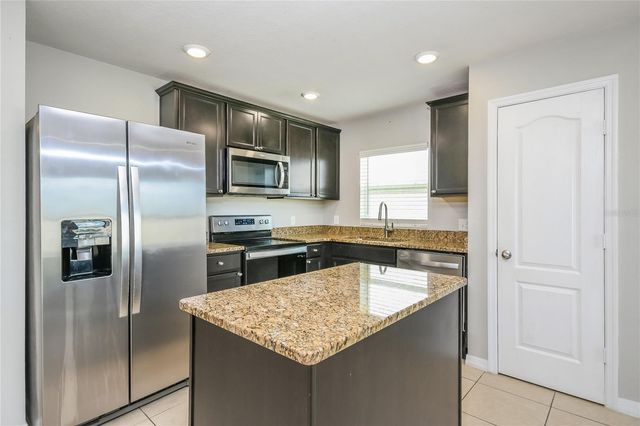 1740 CANAAN LOOP, Dundee, FL 33838