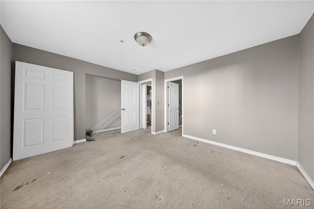 660 Materdie Lane 104, Florissant, MO 63031