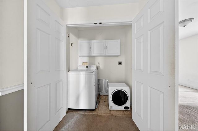 660 Materdie Lane 104, Florissant, MO 63031