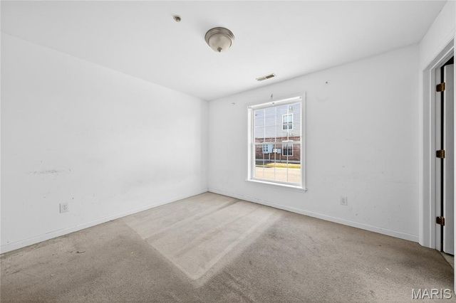 660 Materdie Lane 104, Florissant, MO 63031