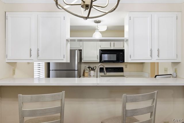 8215 Beehive Circle, Clay, NY 13090