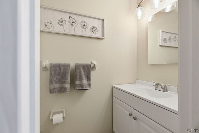 8215 Beehive Circle, Clay, NY 13090