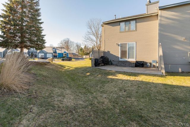 8215 Beehive Circle, Clay, NY 13090