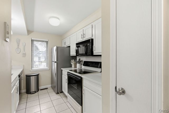 8215 Beehive Circle, Clay, NY 13090