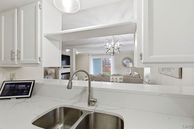 8215 Beehive Circle, Clay, NY 13090