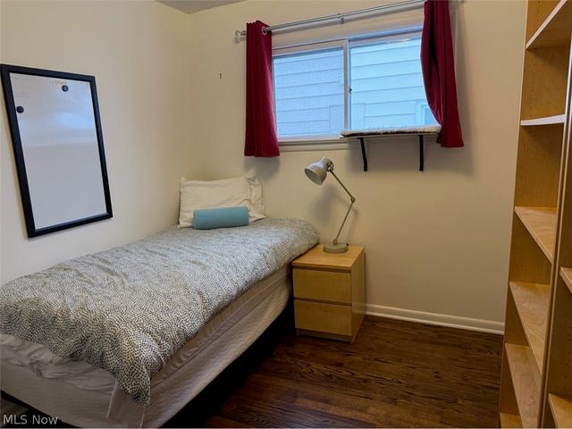 11604 Bradwell Road, Garfield Heights, OH 44125