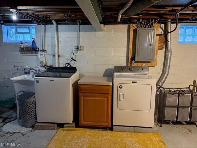 11604 Bradwell Road, Garfield Heights, OH 44125