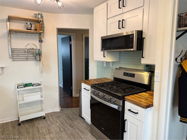 11604 Bradwell Road, Garfield Heights, OH 44125