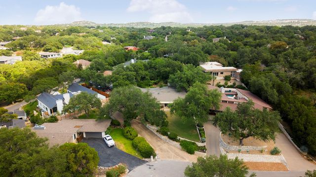 930 Electra, Lakeway, TX 78734