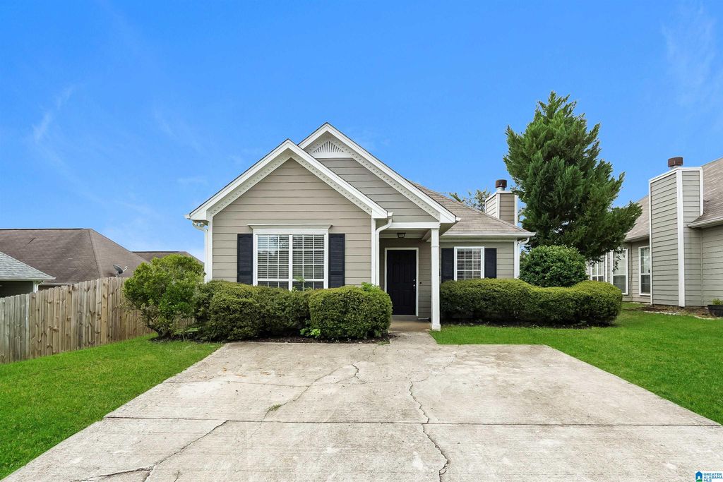 107 FLAGSTONE LANE, Calera, AL 35040