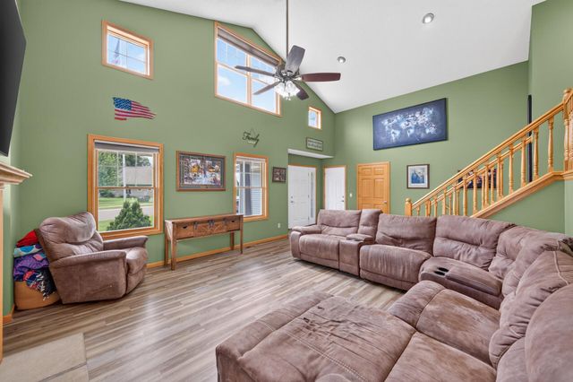 4858 382nd Drive, North Branch, MN 55056