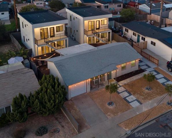 3582 HATTERAS, San Diego, CA 92117